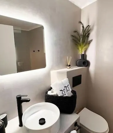 Angel Syros Luxury Ermoúpoli